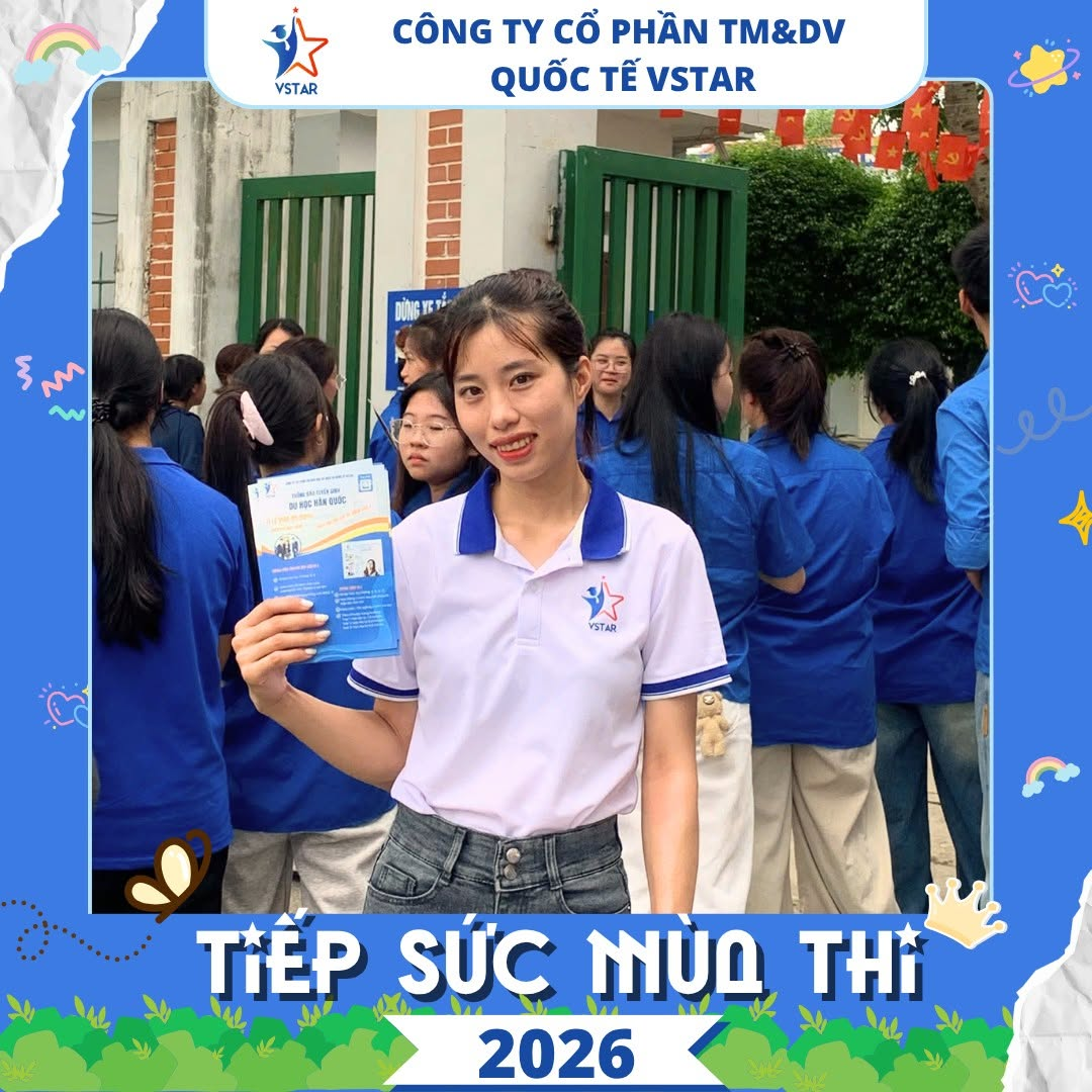 VSTAR cùng các tình nguyện viên tại chương trình Tiếp sức mùa thi 2026